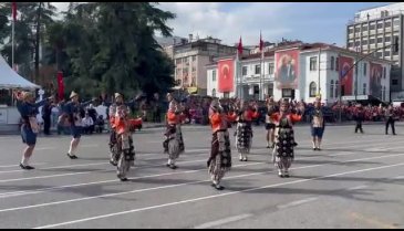 Bursa Valiliği'nin Cumhuriyet'in 100. yılı kutlamaları başladı