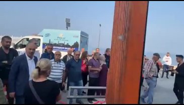 Hayri Türkyılmaz: Tabelamız Bursa Büyükşehir Belediyesi tarafından sökülmeye çalışılıyor