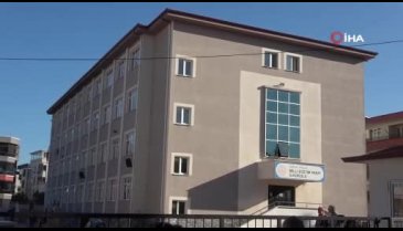 Samsun'da öğretmen velinin saldırısına uğradı!