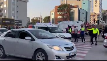Bursa'da feci kaza! Ambulans devrildi- 2