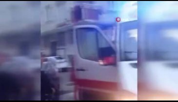 Yeni doğan bebeğini poşete koyup camdan sokağa attı