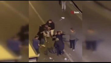 Bursa'da çıkan kavgada tekmeler sopalar havada uçuştu