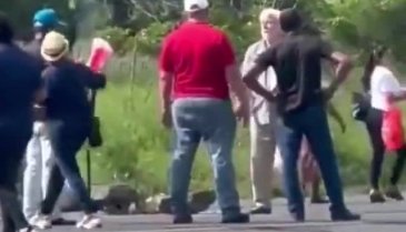 Panama'da bir vatandaş 2 iklim aktivistini silahla vurarak öldürdü