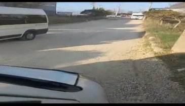 Bursa Kayapa Organize Sanayi Bölgesi'nde o yol bir yıldır yapılmadı! Servis şoförü isyan etti