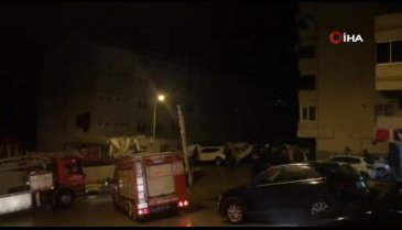 Bursa'da şiddetli rüzgar ve sağanak nedeniyle okul çatısı uçtu