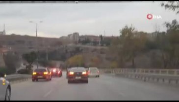 Karabük'te düğün konvoyu tehlikesi! 3 şeridi kapattılar