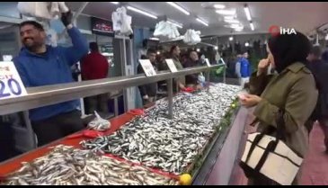Bolu'da hamsiye rağbet sürüyor!