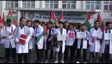 Bursa'da doktorlar ve tıp öğrencileri Gazze'deki hastane katliamına isyan etti