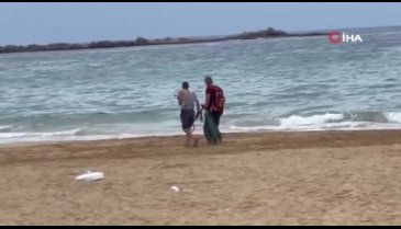 Antalya'da plaj define avcılarına kaldı! Ne bulursak k&acirc;r