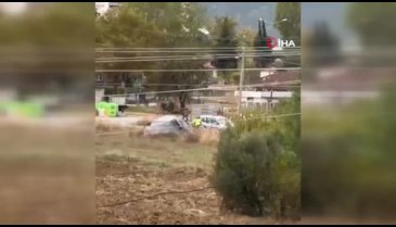 Burdur'da eşinin bulunduğu evi basmaya babasından gasp ettiği araçla gitmiş