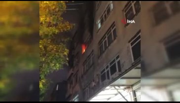 İstanbul'da dairede yangın çıktı! Küle döndü