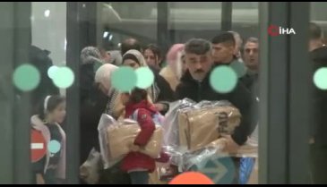 Gazze'den tahliye edilen 87 kişi İstanbul'a getirildi