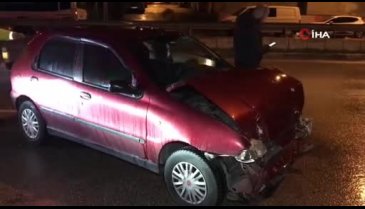 Bursa'da otomobil belediye otobüsüne arkadan çarptı! 1 yaralı