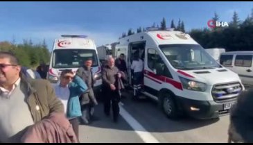 Kocaeli'de yolcu otobüsü önünde seyreden tıra çarptı!