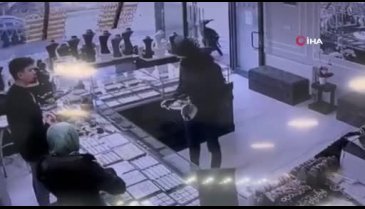 Bursa'da saniyeler içerisinde kuyumcuyu soymuştu, 24 saat geçmeden yakalandı