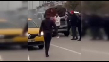 Bursa'da seyir halindeki otomobil alev aldı