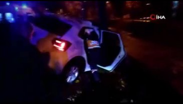 Bursa'da 2 çocuk, kaçırdıkları otomobille kaza yaptı!