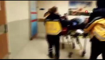 Bursa'da karşı yola geçmeye çalışan yaşlı adama otomobil çarptı