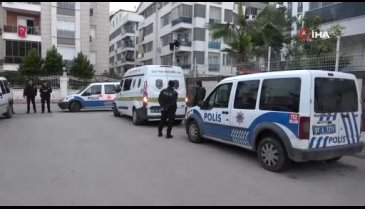 Antalya'da kaldırımda erkek cesedi bulundu