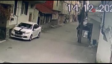Bursa'da 66 yaşındaki kadını, kendisini 'polis' olarak tanıtıp 600 bin lira dolandırlar