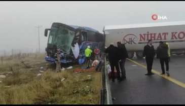 Şanlıurfa'da yolcu otobüsü ile 2 tır çarpıştı: Ölü ve yaralılar var