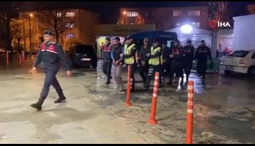 Bursa'da yakalanan 4 kaçak göçmen sınır dışı edilecek