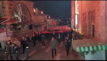 Bursa'da "Şehitler ölmez, vatan bölünmez" yürüyüşü