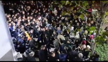 Özgür Özel, Manisa'daki şehit cenazesinde yuhalandı