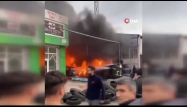 Samsun'da lastik deposu yangını