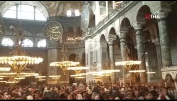 Ayasofya-i Kebir Cami-i Şerifi'ne ziyaretçi akını