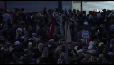 İstanbul'da "Şehitlerimize Rahmet, Filistin'e Destek, İsrail'e Lanet" yürüyüşü