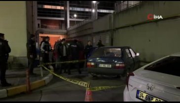 Sakarya'da 9 mermi isabet eden araç hastanede polis ekiplerince incelendi