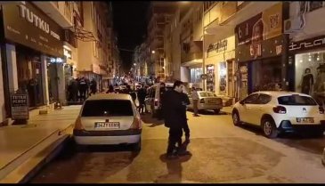 Bursa Orhangazi'de hareketli saatler! İddiaları duyan kuyumcunun önüne koştu