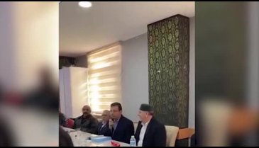 Ekrem İmamoğlu, taziye ziyaretinde Kur'an okudu