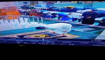 Namaz sırasında kalp krizi geçiren imam secdede vefat etti
