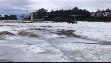 Uludağ'da kar az turist çok