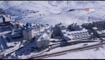 Bursa Uludağ'da kayak sezonu resmen açıldı