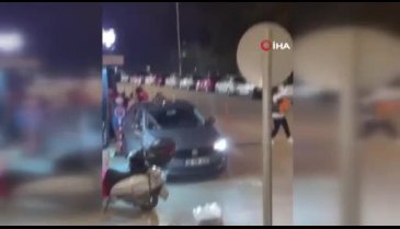 Bursa'da yol verme kavgasında tekme ve yumruklar konuştu