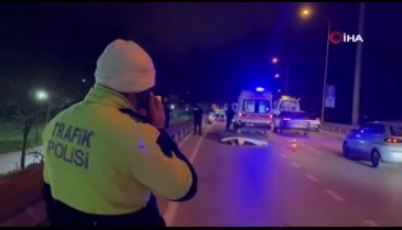 Bursa'da şiddetli rüzgarın etkisiyle savrulan motosikletli hayatını kaybetti