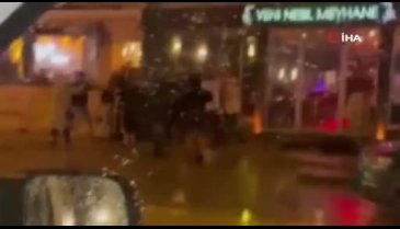 Bursa'da iki grubun kavgasında yumruklar ve tekmeler havada uçuştu