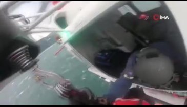 Marmara'da sürüklenen geminin 7 mürettebatı kurtarıldı