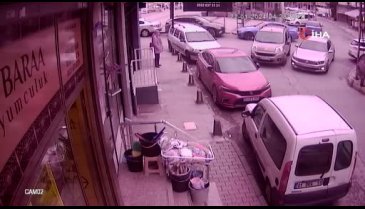 Alacaklısını yolda görünce kurşun yağdırdı!