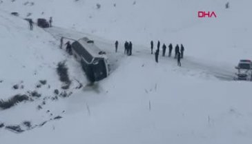 Sivas'ta otobüs kazası!