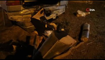 Samsun'da otomobil aydınlatma direğine çarparak hurdaya döndü!