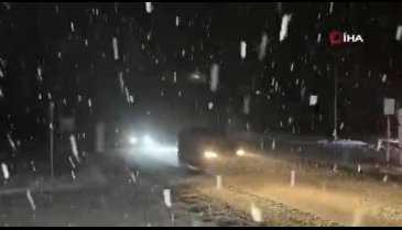 Bolu Dağı'nda kar kalınlığı 30 santimetreyi geçti