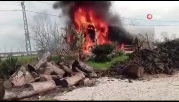 Bursa'da seyir halinde yanmaya başlayan tır bir anda alev topuna&nbsp;döndü!