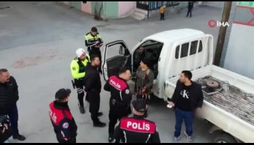 Bursa'da vatandaş pazara ehliyetsiz çıktı, ekiplerden kaçamadı!