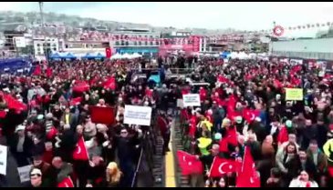Çiğli Tramvayı on binlerce İzmirlinin katıldığı törenle hizmete açıldı