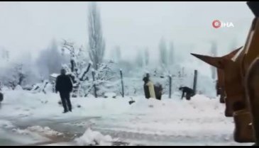 Batman'da ateşi yükselen hasta, 8 saatlik çalışmayla hastaneye ulaştırıldı