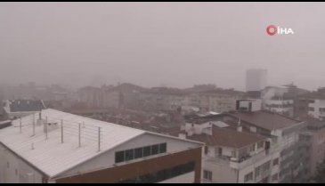 Ankara'da kar yağışı etkili oluyor